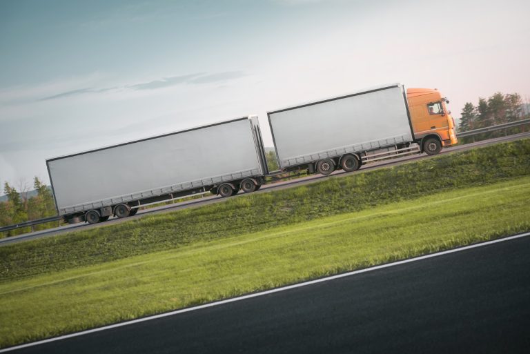 diferencia entre mega trailer y duotrailer